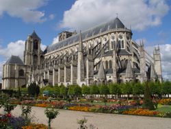 Clic pour élargir La cathédrale de Bourges